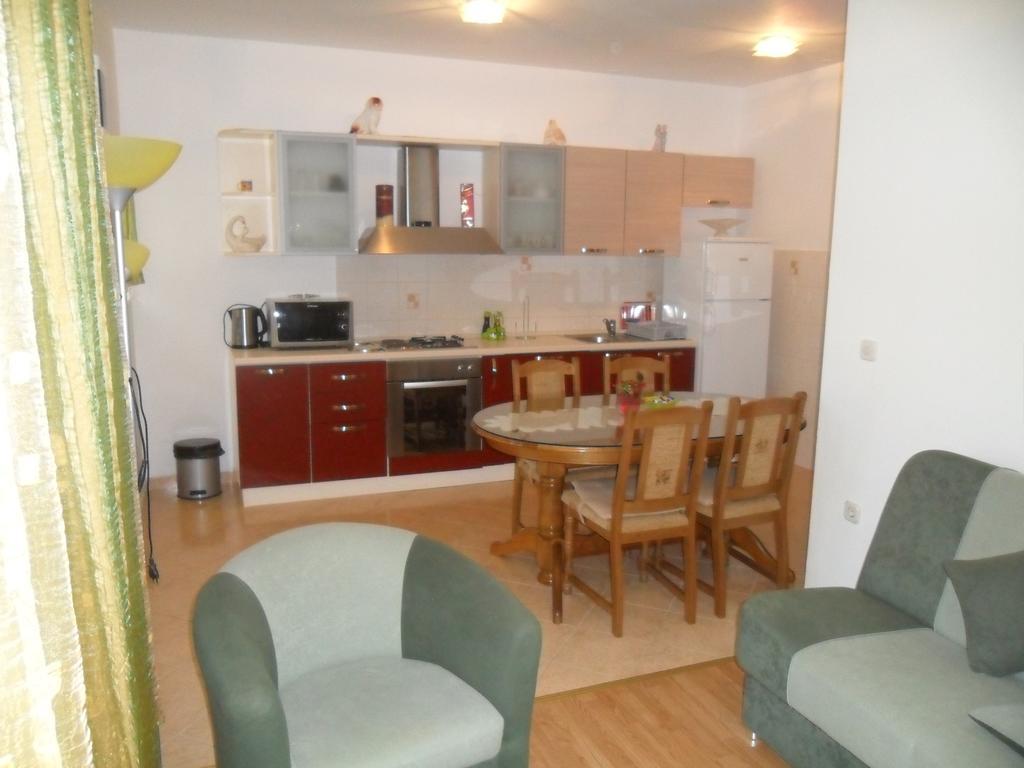 Apartman Soda Apartment Трогир Екстериор снимка
