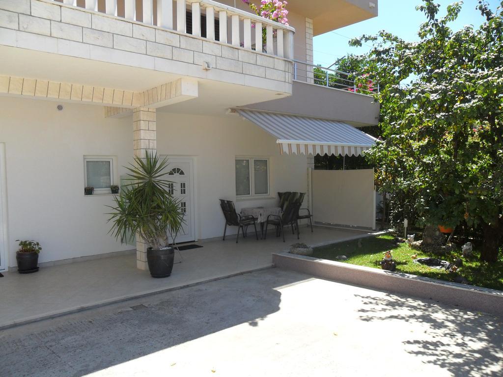 Apartman Soda Apartment Трогир Екстериор снимка