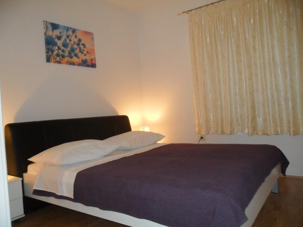 Apartman Soda Apartment Трогир Екстериор снимка