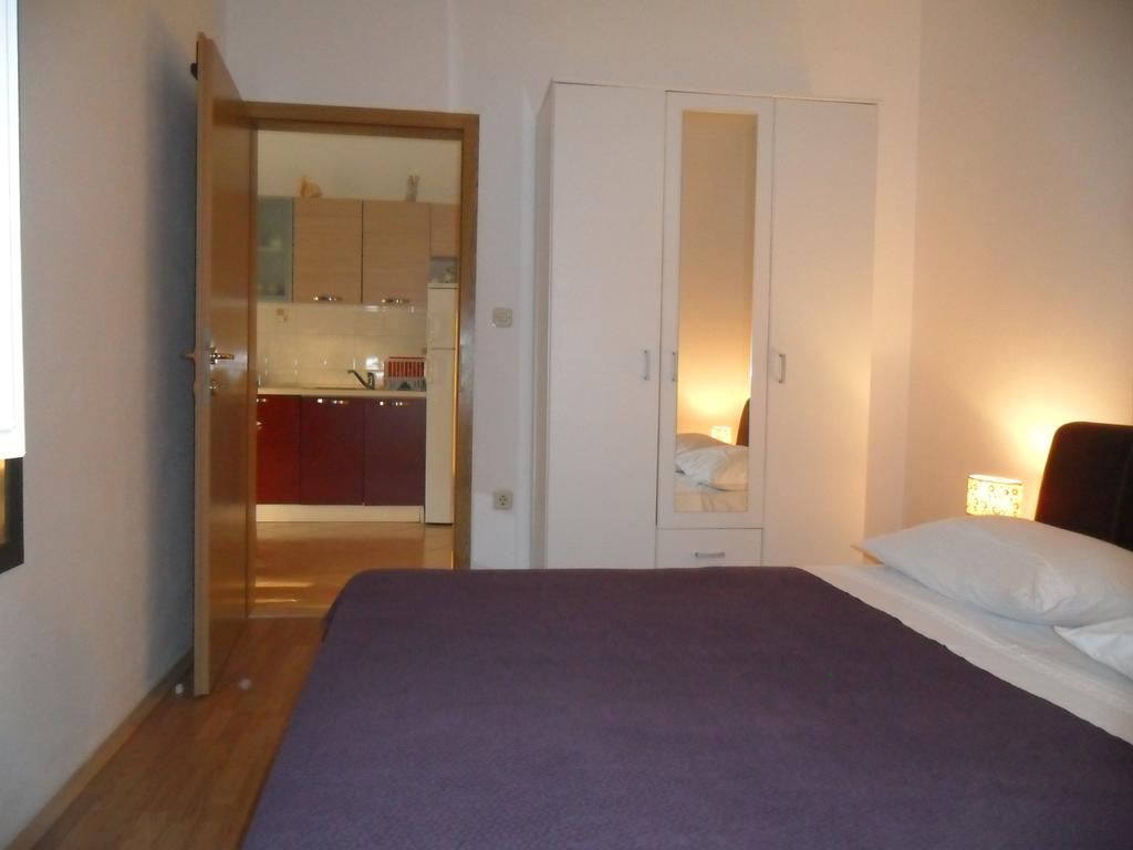 Apartman Soda Apartment Трогир Екстериор снимка