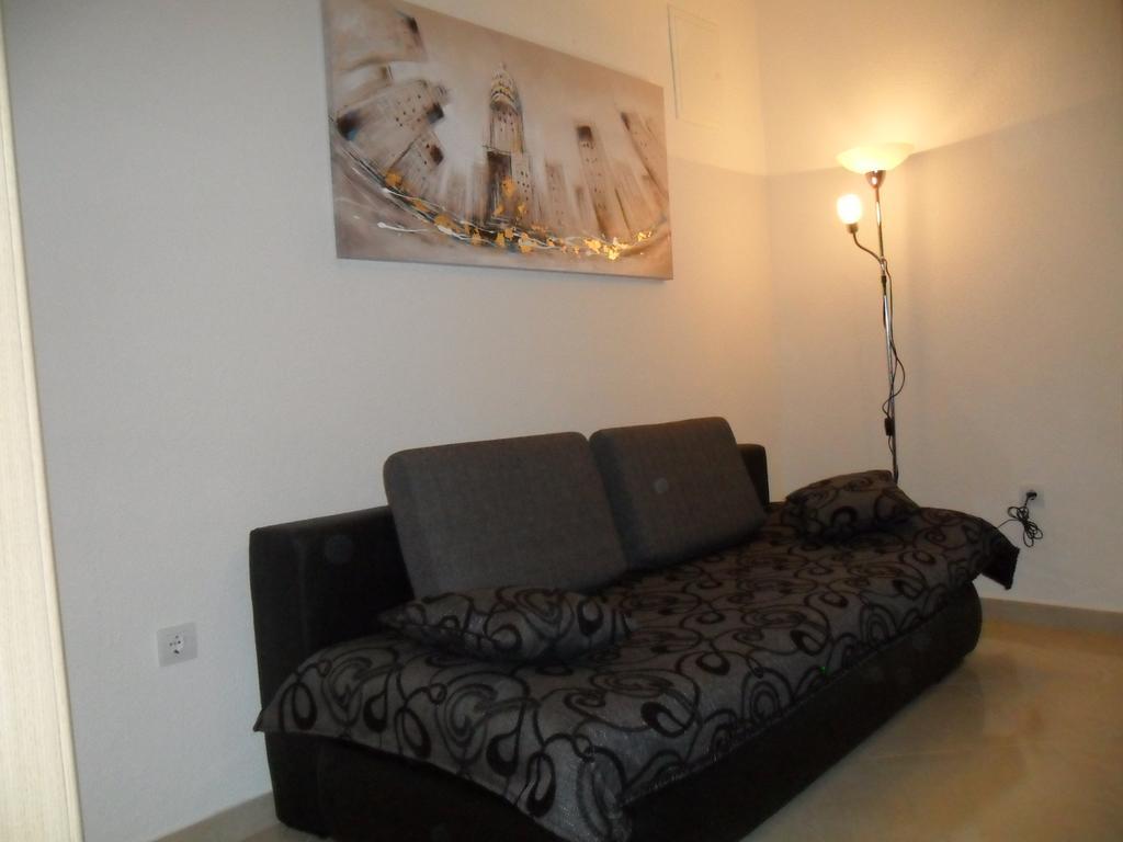 Apartman Soda Apartment Трогир Екстериор снимка