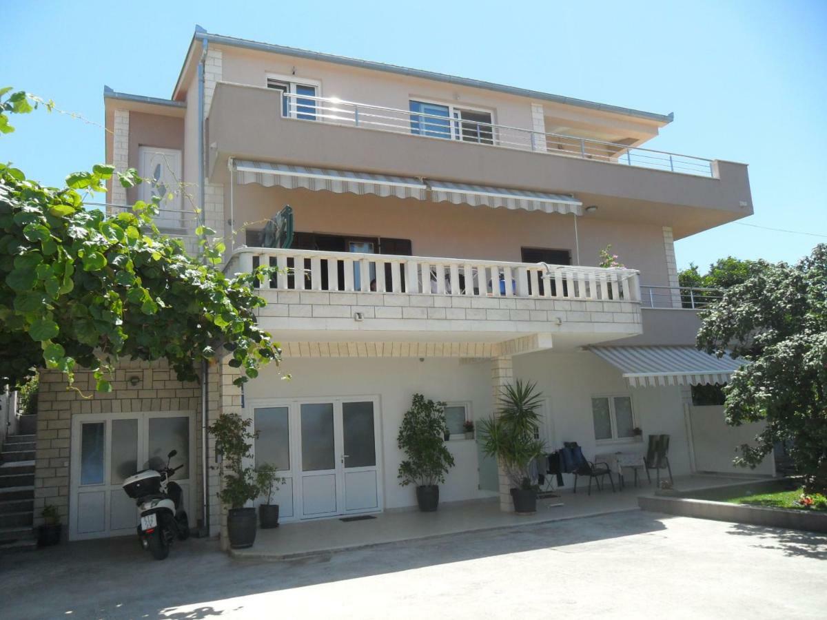 Apartman Soda Apartment Трогир Екстериор снимка
